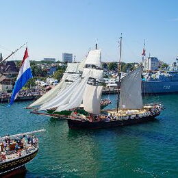 Schiffsfahrt zum Hanse Sail-Feuerwerk
